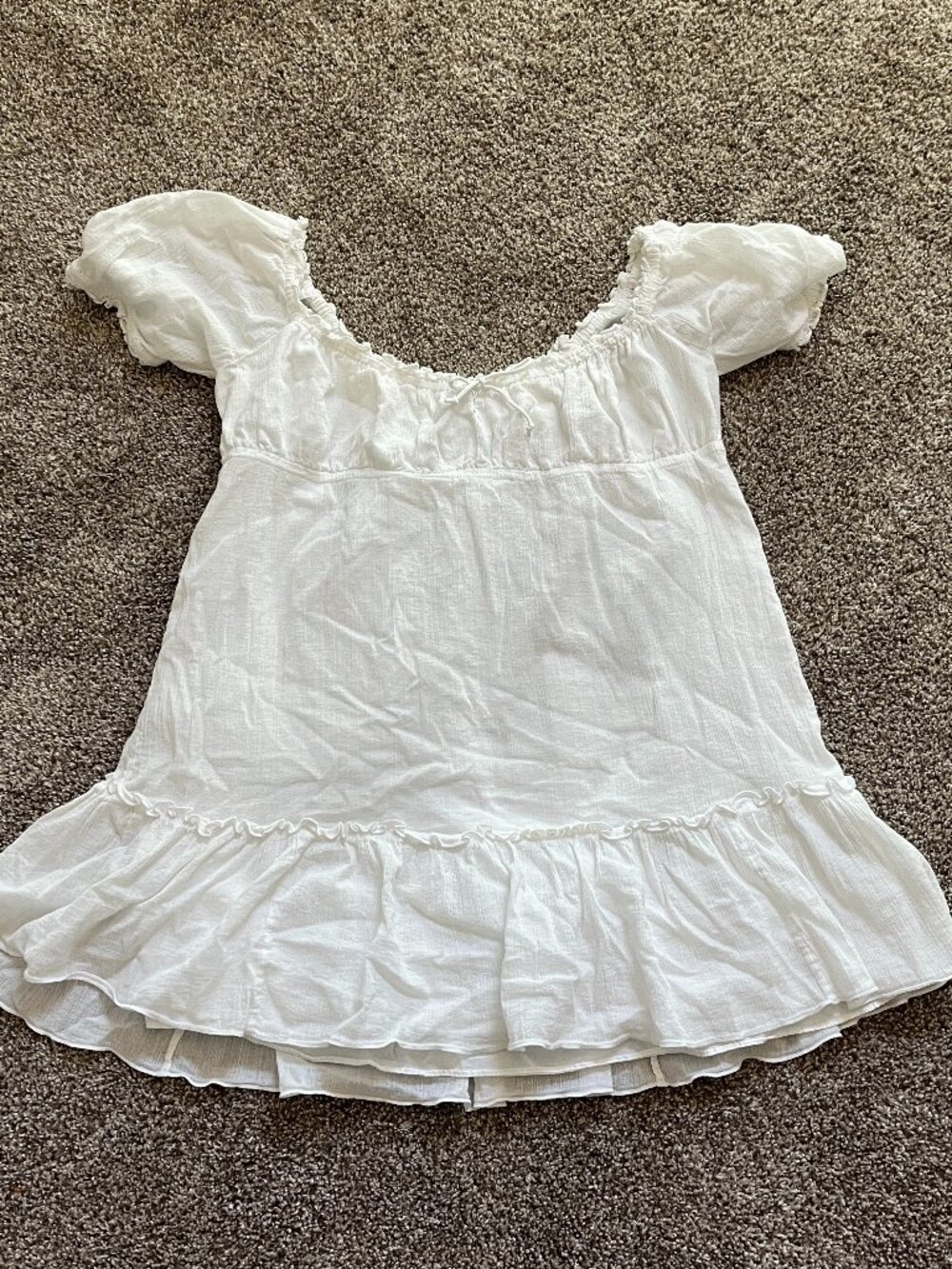 NEW Aritzia Sunday Best Babydoll Dress White Puff Sleeves Mini Bow Size Small